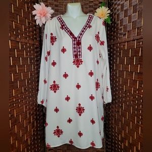 TANZARA DRESS Indian style dress in good condition, it has an opening for a belt
